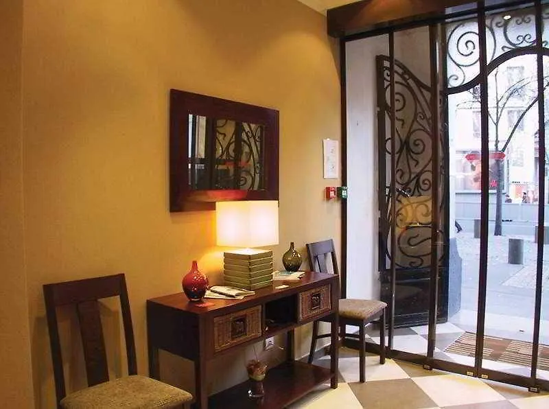 Convention Montparnasse 3* Parigi